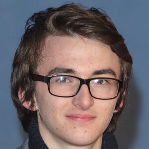 Isaac Hempstead-Wright Headshot 9 of 10