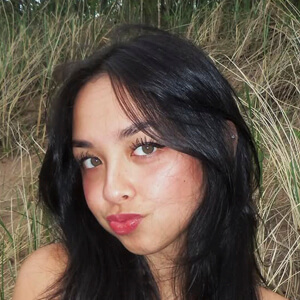 Isabel Devera Headshot 5 of 5