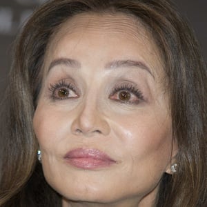 Isabel Preysler Headshot 3 of 3