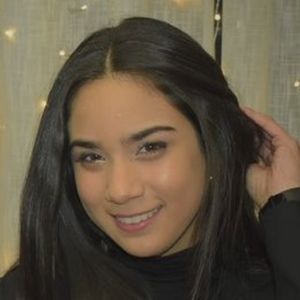 Isabel Urdaneta at age 19