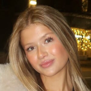 Isabella Grace Headshot 2 of 3