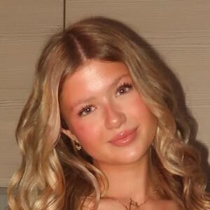 Isabella Grace Headshot 3 of 3