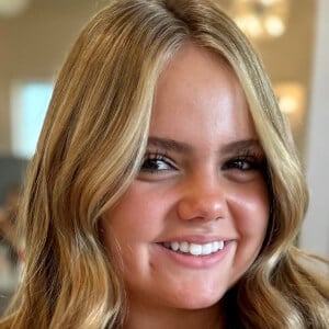 Isabella Klein Headshot 3 of 4