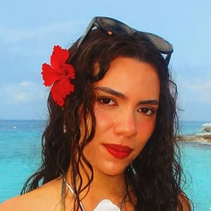 Isabella Valentina Headshot 6 of 6