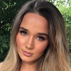 Isabelle Clarke Headshot