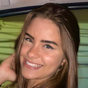 Isadora Coelho Moreira Pereira Headshot 8 of 17