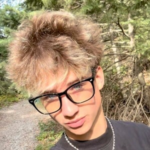 Itscaidennn Headshot 2 of 2