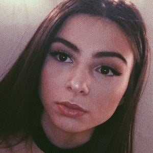 ItsNotAmanda - Age, Family, Bio | Famous Birthdays