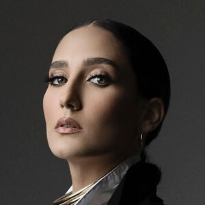 Ivana Slobodianik Headshot 2 of 9