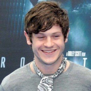 Iwan Rheon Headshot 5 of 7