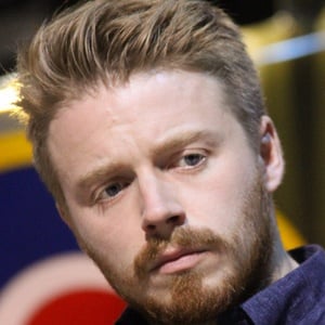 Jack Lowden Headshot 3 of 4