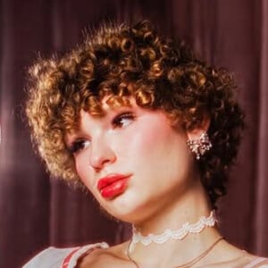 Jae Matthiesen Headshot 5 of 7