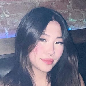 Jacquelyne Khuu Headshot 4 of 4