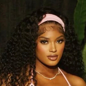jadealeciaaa Headshot 3 of 3