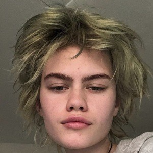Jaelbait Headshot