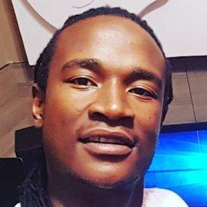 Jah Prayzah Headshot 5 of 8