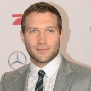 Jai Courtney Headshot 9 of 10