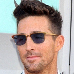 Jake Owen at age 34