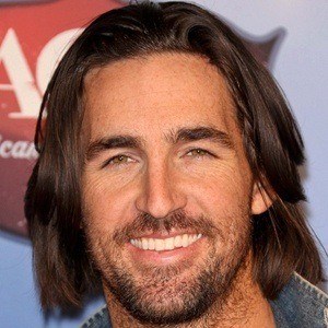 Jake Owen at age 32