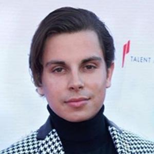 Jake T. Austin Headshot 5 of 8