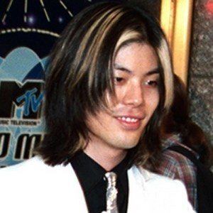 James Iha - Bio, Family, Trivia | Famous Birthdays