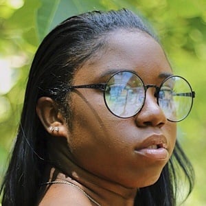 Jamia Simone Nash Headshot 7 of 10