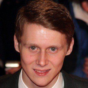 Jamie Borthwick Headshot 7 of 10