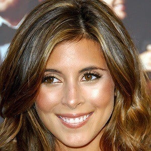 Jamie-Lynn Sigler Headshot 6 of 10