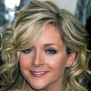 Jane Krakowski Headshot 7 of 10