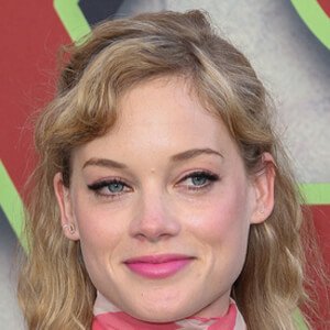 Jane Levy Headshot 8 of 10