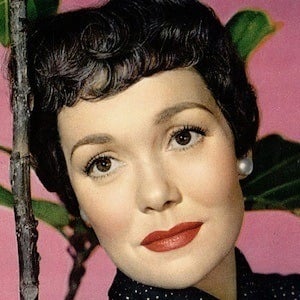 Jane Wyman Headshot 2 of 8