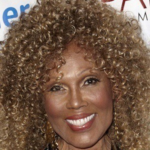 Ja’net Dubois - Bio, Family, Trivia | Famous Birthdays