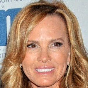 Janet Jones - Bio, Family, Trivia | Famous Birthdays