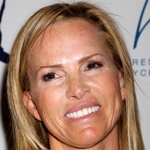 Janet Jones - Bio, Family, Trivia | Famous Birthdays