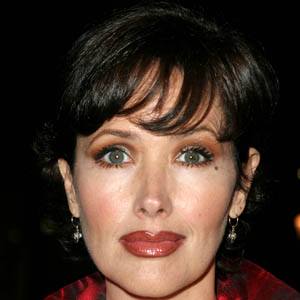 Janine Turner - Bio, Family, Trivia | Famous Birthdays