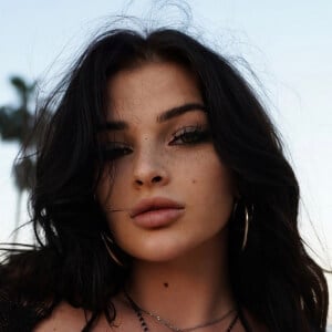 Jasmina Oder Headshot 2 of 10