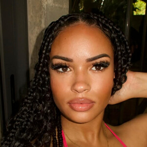 Jasmine Vargas Headshot 7 of 10