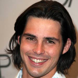 Jason Cook - Bio, Family, Trivia | Famous Birthdays