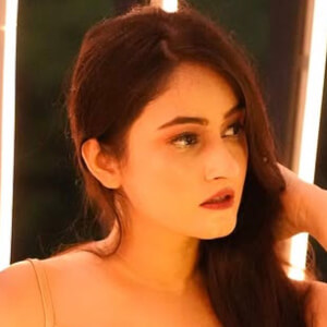 Jaspreet Kaur Headshot 5 of 5