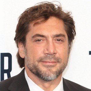 Javier Bardem Headshot 5 of 10