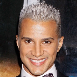 Jay Manuel Headshot 9 of 10