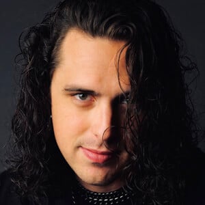 Jay Vinchi Headshot 11 of 13