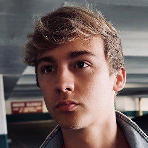 Jay Webb Headshot 6 of 6