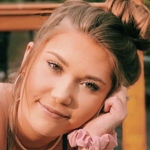 Jayden Michelle Headshot 9 of 10