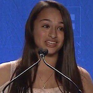 Jazz Jennings Headshot 2 of 4