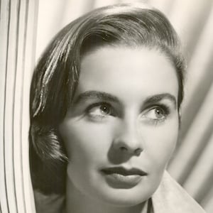 Jean Simmons Headshot 2 of 5