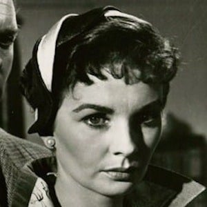 Jean Simmons Headshot 4 of 5