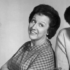 Jean Stapleton Headshot 3 of 5