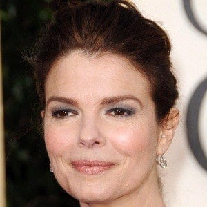 Jeanne Tripplehorn Headshot 5 of 6