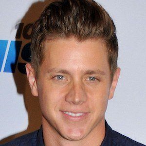 Jef Holm - Age, Family, Bio | Famous Birthdays